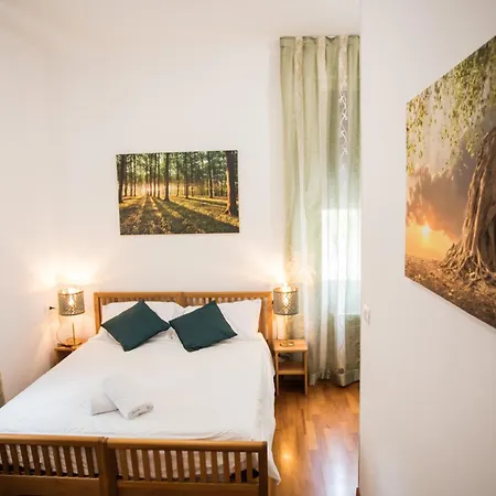 Guest house Le Di Porta San Felice - Self Check In 2*
